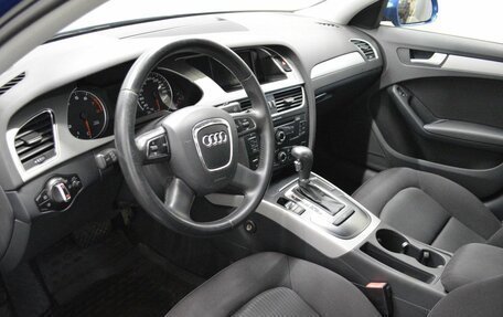 Audi A4, 2011 год, 1 050 000 рублей, 10 фотография