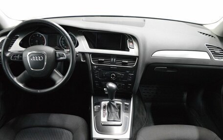 Audi A4, 2011 год, 1 050 000 рублей, 14 фотография