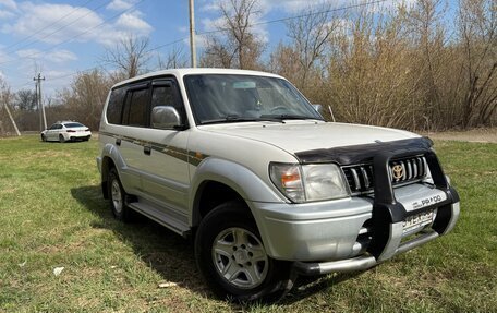 Toyota Land Cruiser Prado 90 рестайлинг, 1997 год, 1 700 000 рублей, 3 фотография