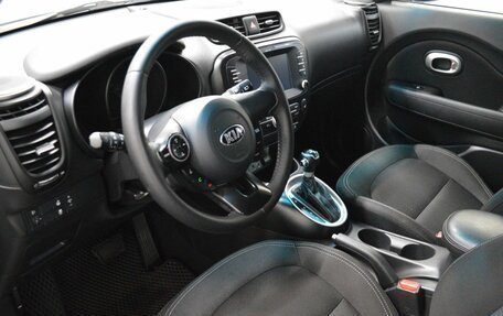 KIA Soul II рестайлинг, 2018 год, 1 490 000 рублей, 10 фотография