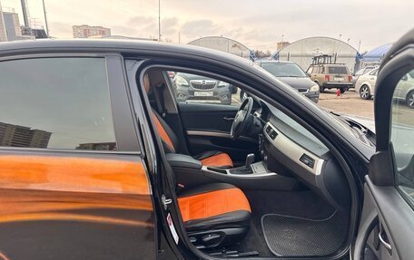 BMW 3 серия, 2011 год, 835 000 рублей, 11 фотография