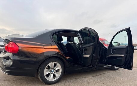 BMW 3 серия, 2011 год, 835 000 рублей, 13 фотография