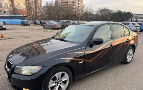 BMW 3 серия, 2011 год, 835 000 рублей, 31 фотография