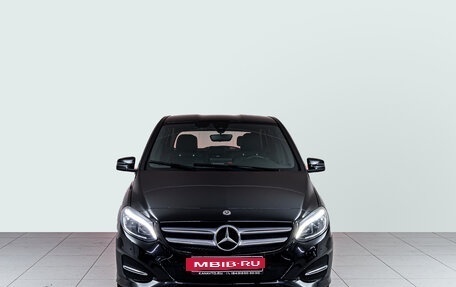 Mercedes-Benz B-Класс, 2017 год, 1 900 000 рублей, 2 фотография