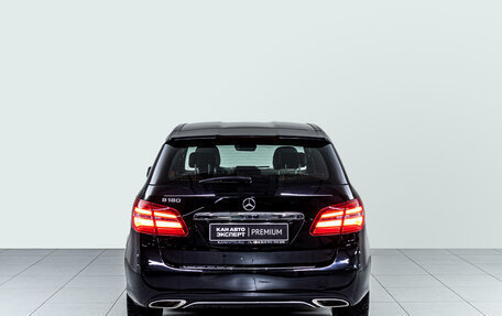 Mercedes-Benz B-Класс, 2017 год, 1 900 000 рублей, 5 фотография