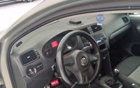 Volkswagen Polo VI (EU Market), 2011 год, 650 000 рублей, 1 фотография