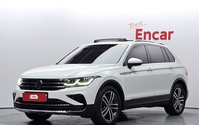 Volkswagen Tiguan II, 2022 год, 2 770 000 рублей, 1 фотография
