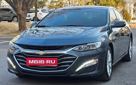 Chevrolet Malibu IX, 2022 год, 1 010 000 рублей, 3 фотография