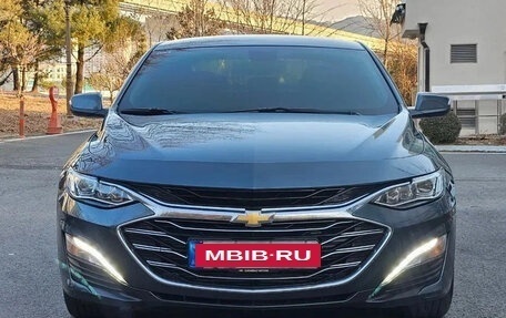 Chevrolet Malibu IX, 2022 год, 1 010 000 рублей, 2 фотография