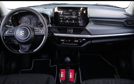 Suzuki Swift, 2025 год, 1 390 000 рублей, 17 фотография