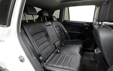 Volkswagen Tiguan II, 2022 год, 2 770 000 рублей, 12 фотография