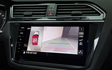 Volkswagen Tiguan II, 2022 год, 2 770 000 рублей, 14 фотография