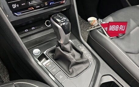 Volkswagen Tiguan II, 2022 год, 2 770 000 рублей, 9 фотография