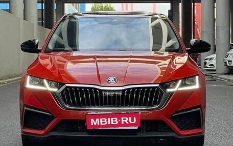 Skoda Octavia IV, 2021 год, 1 600 000 рублей, 2 фотография