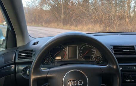 Audi A4, 2003 год, 575 000 рублей, 9 фотография