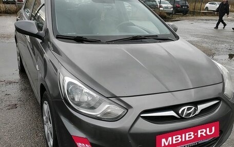 Hyundai Solaris II рестайлинг, 2014 год, 689 000 рублей, 2 фотография