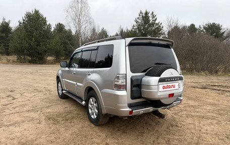 Mitsubishi Pajero IV, 2010 год, 1 550 000 рублей, 7 фотография