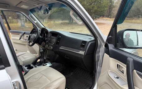 Mitsubishi Pajero IV, 2010 год, 1 550 000 рублей, 11 фотография