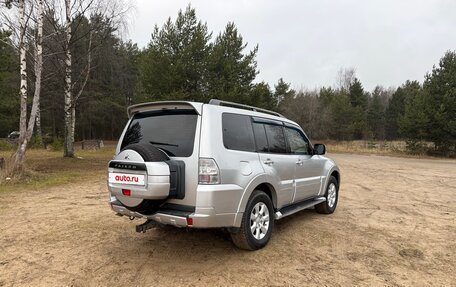 Mitsubishi Pajero IV, 2010 год, 1 550 000 рублей, 5 фотография