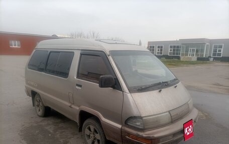 Toyota MasterAce Surf, 1990 год, 400 000 рублей, 1 фотография