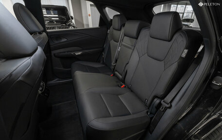 Lexus RX IV рестайлинг, 2025 год, 8 300 000 рублей, 13 фотография