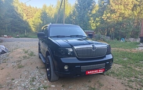Lincoln Navigator, 2003 год, 1 099 999 рублей, 15 фотография