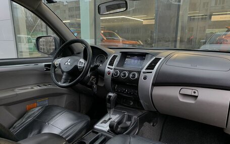 Mitsubishi Pajero Sport II рестайлинг, 2014 год, 1 748 000 рублей, 9 фотография