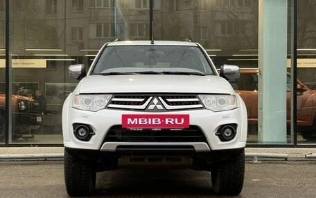 Mitsubishi Pajero Sport II рестайлинг, 2014 год, 1 748 000 рублей, 2 фотография