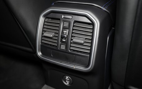 Porsche Macan I рестайлинг, 2025 год, 11 980 000 рублей, 32 фотография