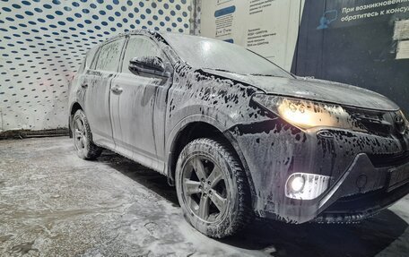 Toyota RAV4, 2015 год, 2 200 000 рублей, 5 фотография