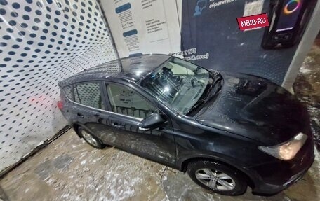 Toyota RAV4, 2015 год, 2 200 000 рублей, 14 фотография