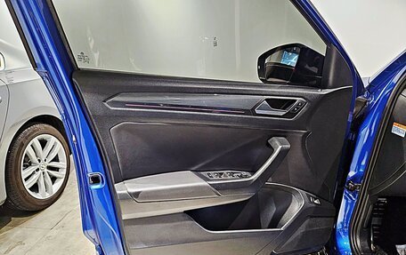 Volkswagen T-Roc I, 2021 год, 2 160 000 рублей, 17 фотография