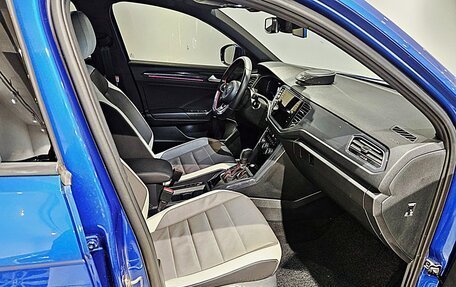 Volkswagen T-Roc I, 2021 год, 2 160 000 рублей, 16 фотография