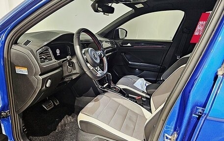 Volkswagen T-Roc I, 2021 год, 2 160 000 рублей, 5 фотография