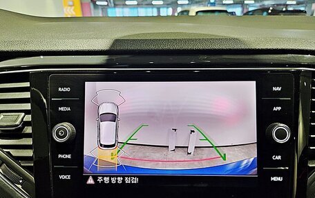 Volkswagen T-Roc I, 2021 год, 2 160 000 рублей, 15 фотография