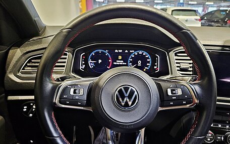 Volkswagen T-Roc I, 2021 год, 2 160 000 рублей, 14 фотография