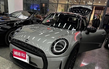 MINI Hatch, 2023 год, 3 340 000 рублей, 10 фотография