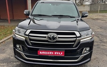 Toyota Land Cruiser 200, 2020 год, 9 200 000 рублей, 1 фотография