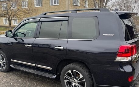 Toyota Land Cruiser 200, 2020 год, 9 200 000 рублей, 3 фотография