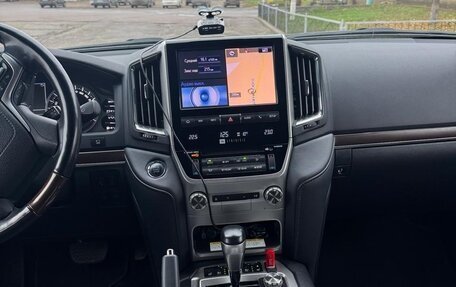 Toyota Land Cruiser 200, 2020 год, 9 200 000 рублей, 5 фотография