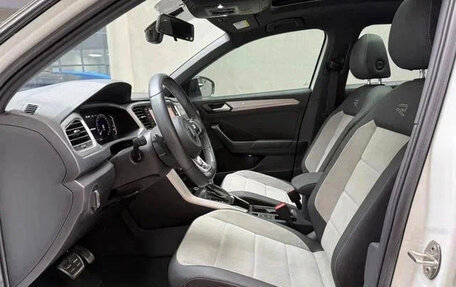 Volkswagen T-Roc I, 2022 год, 1 430 000 рублей, 6 фотография