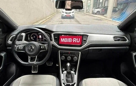 Volkswagen T-Roc I, 2022 год, 1 430 000 рублей, 7 фотография