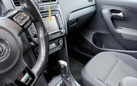 Volkswagen Polo VI (EU Market), 2013 год, 750 000 рублей, 3 фотография