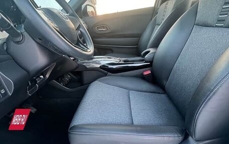 Honda Vezel, 2022 год, 1 540 000 рублей, 11 фотография