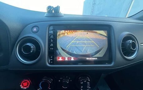 Honda Vezel, 2022 год, 1 540 000 рублей, 15 фотография