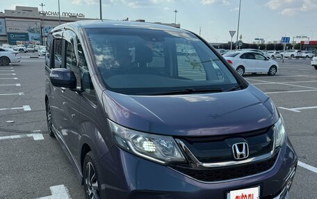 Honda Stepwgn IV, 2017 год, 2 100 000 рублей, 1 фотография