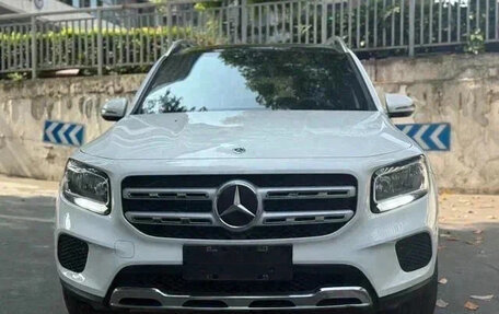 Mercedes-Benz GLB, 2021 год, 2 610 000 рублей, 2 фотография