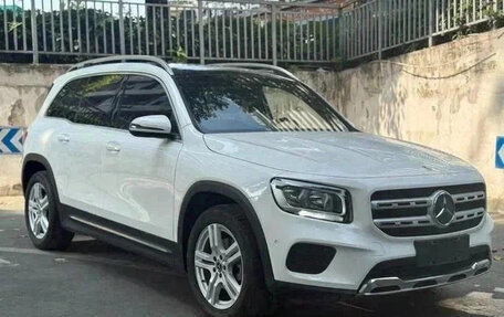 Mercedes-Benz GLB, 2021 год, 2 610 000 рублей, 3 фотография