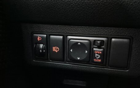 Nissan Tiida, 2010 год, 500 000 рублей, 21 фотография