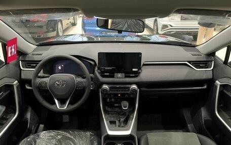 Toyota RAV4, 2025 год, 4 250 000 рублей, 18 фотография